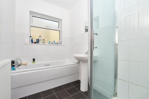27a Carlton Avenue, Broadstairs, CT10 1AG