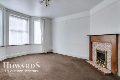 3 bedroom terraced house to rent, Rotterdam Road, Lowestoft