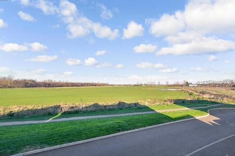 23 Cornfield Row, Deal, CT14 9FS