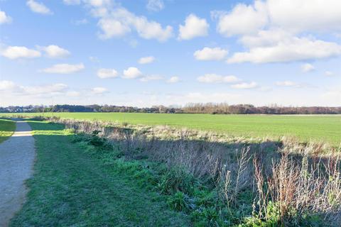 23 Cornfield Row, Deal, CT14 9FS
