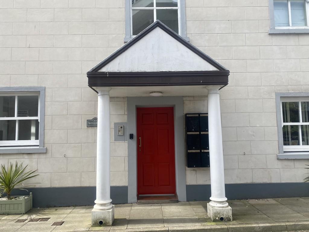 Well Head, Fountain Street, Ulverston 2 bed ground floor flat for sale