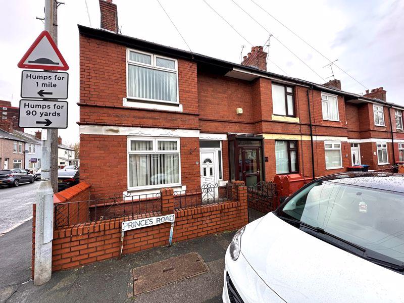 Princes Road, Ellesmere Port 3 bed end of terrace house £110,000