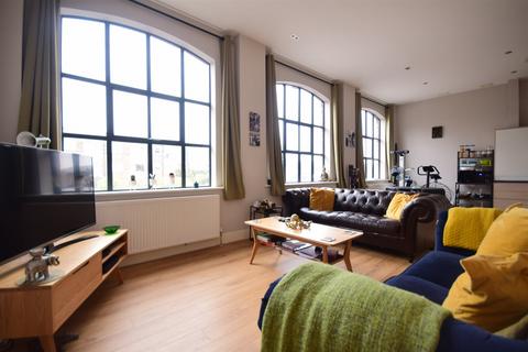 2 bedroom ground floor flat for sale - Crabble Hill, Dover, Kent