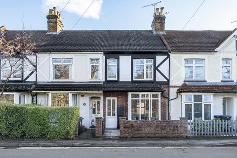 197 Boundary Road, Woking, GU21 5BU