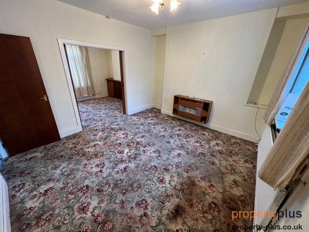 Oakfield Terrace Llwynypia Llwynypia 3 bed terraced house for sale £95,000