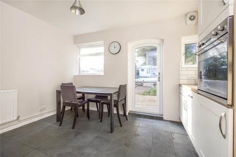 20 The Crescent, New Malden, KT3 3LH