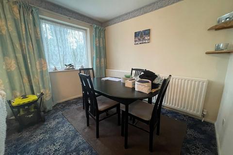 31 Calthorpe Gardens, Sutton, SM1 3DF