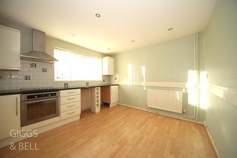 16 Linbridge Way, Luton, LU2 9TU