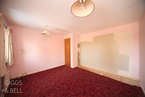 16 Linbridge Way, Luton, LU2 9TU