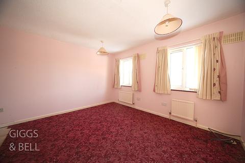 16 Linbridge Way, Luton, LU2 9TU