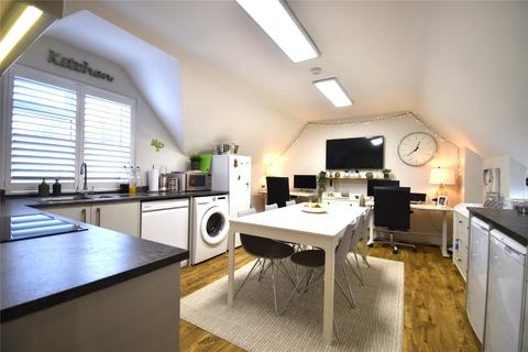 2 bedroom apartment for sale - Ridgway Parade, Frensham Road, Farnham, Surrey, GU9
