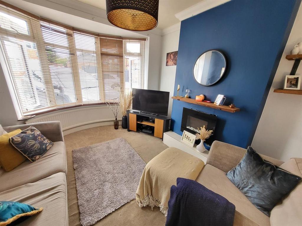 Lymington Road, Leicester 3 bed terraced house £950 pcm (£219 pw)