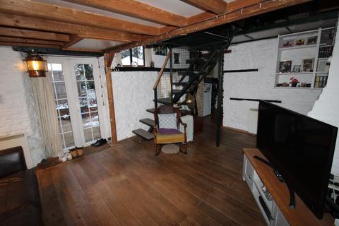 2 bedroom barn conversion for sale - COMMON STREET, RAVENSTONE