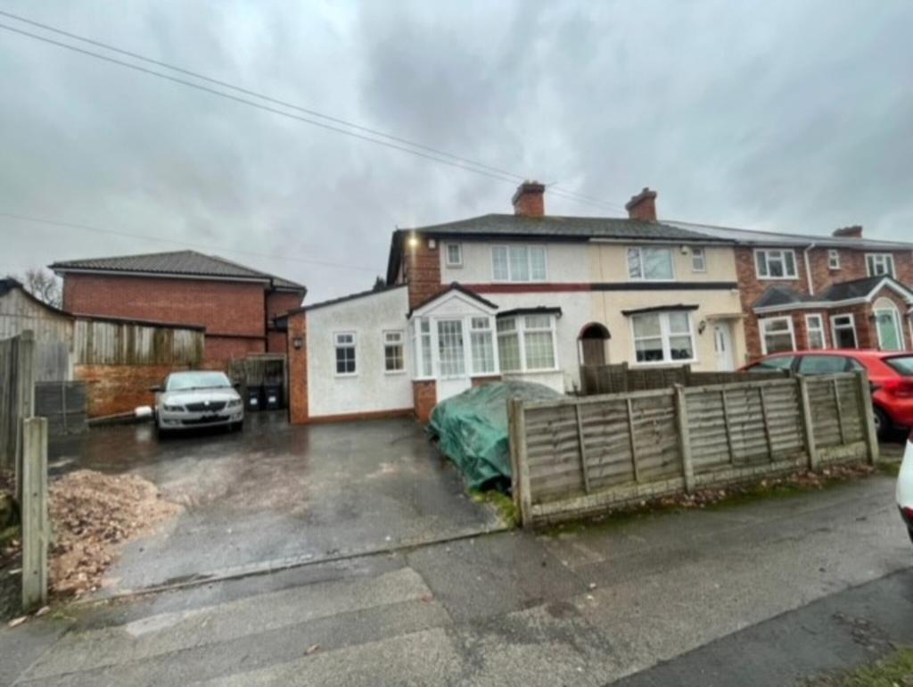 Hazelville Road, Hall Green 3 bed semidetached house £1,200 pcm (£