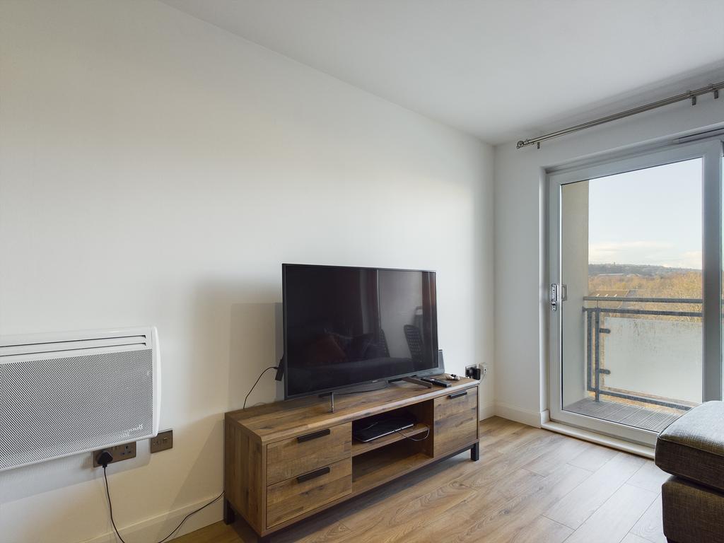 Copper Quarter, Swansea, SA1 1 bed flat to rent £800 pcm (£185 pw)