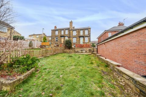 2 bedroom house for sale, Valley Road, Pudsey, West Yorkshire, LS28