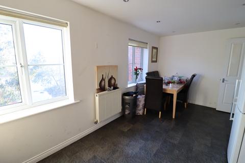 32 Sachfield Drive, Chafford Hundred, Grays, RM16 6QJ