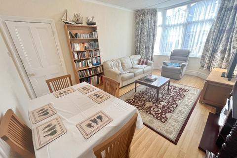 2 bedroom flat for sale, Headland Park Road, Preston, Paignton