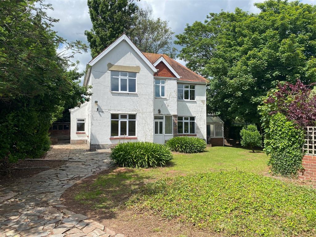 Upper Morin Road Preston Paignton 3 bed detached house £450,000