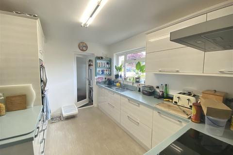 3 bedroom detached bungalow for sale - Winsu Avenue | Preston | Paignton
