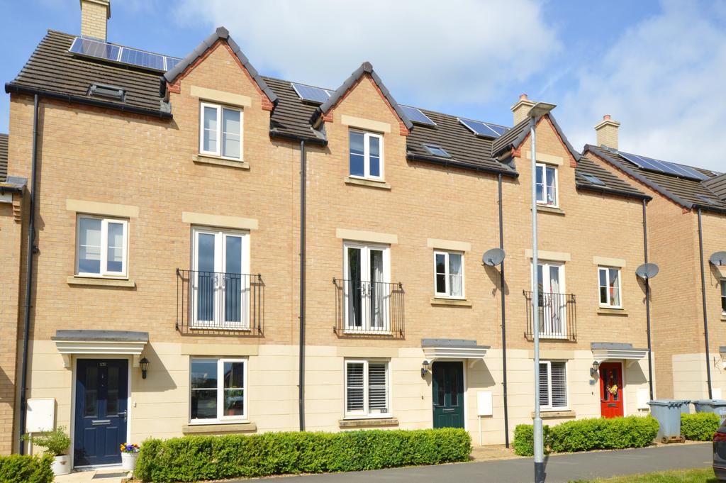Stud Road, Barleythorpe, Oakham, LE15 4 bed townhouse £1,350 pcm (£