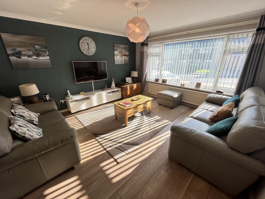 Lancaster Drive Roselands Paignton 5 bed detached house £425,000