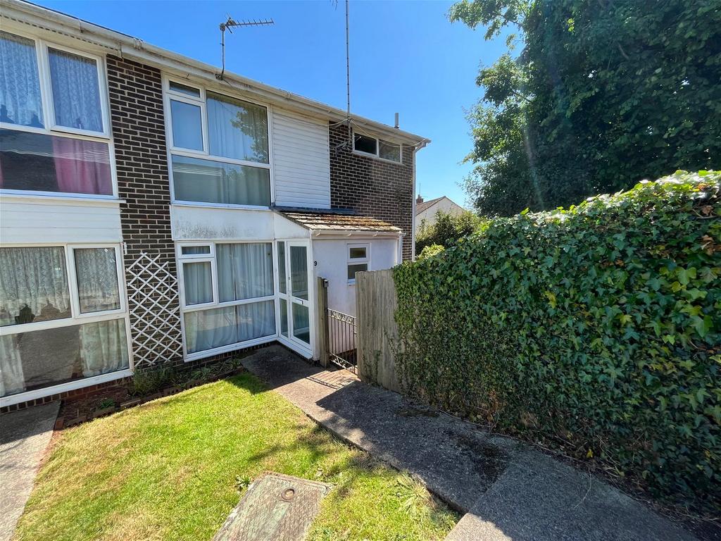 Arden Drive Torquay 3 bed semidetached house £214,950
