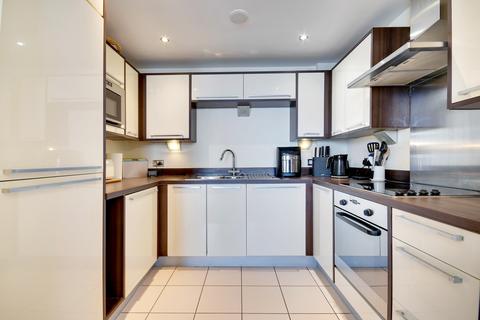 1 bedroom flat for sale, Marconi Plaza, City Centre, Chelmsford