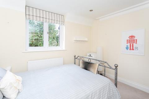 The Gables, 2a Vivian Gardens, Watford, WD19 4PG