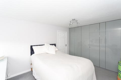 22 Falconer Road, Bushey, WD23 3AD