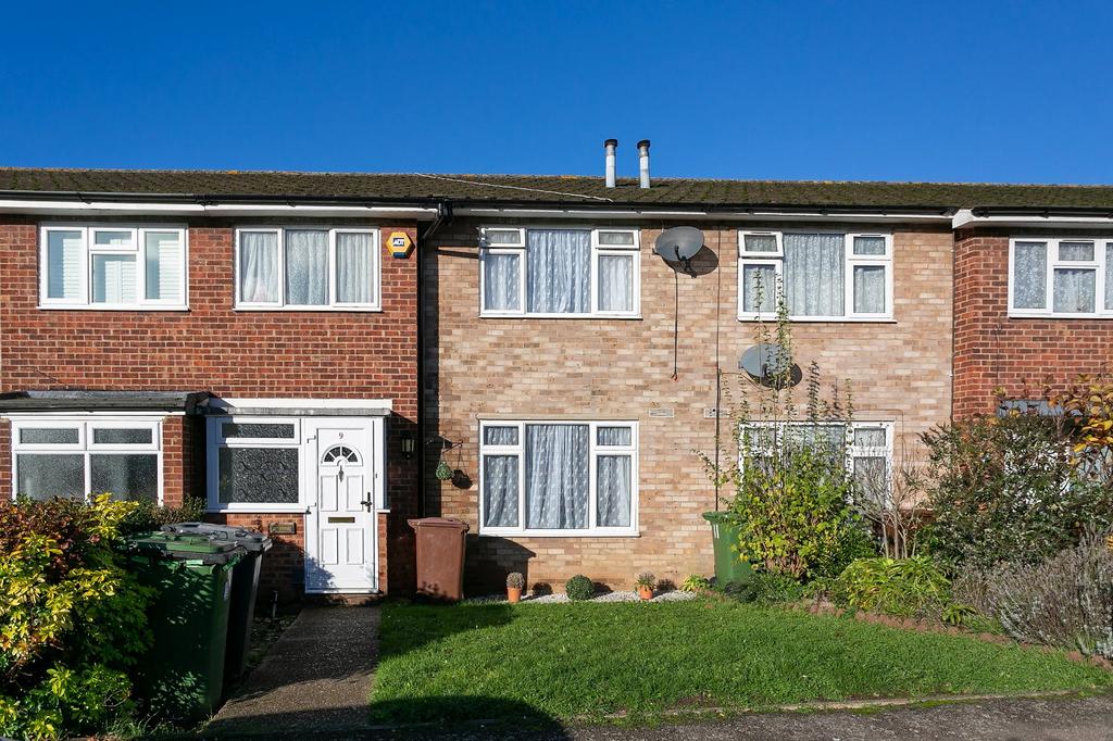 Mead Way, Bushey, Hertfordshire, WD23 3 bed terraced house £450,000