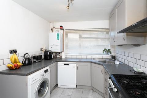 3 bedroom terraced house to rent - Greenbank Road, Watford, Hertfordshire, WD17