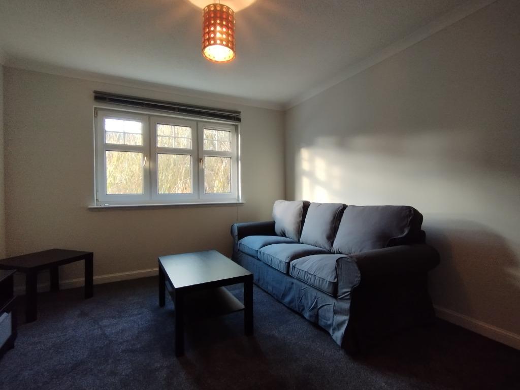 New Orchardfield, Leith, Edinburgh, EH6 2 bed flat £1,100 pcm (£254 pw)