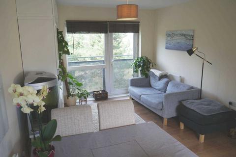 2 bedroom flat to rent, Spectre Court, Hatfield