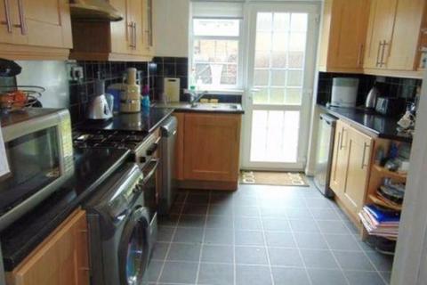 943 Warwick Road, Acocks Green, Birmingham, B27 6QH