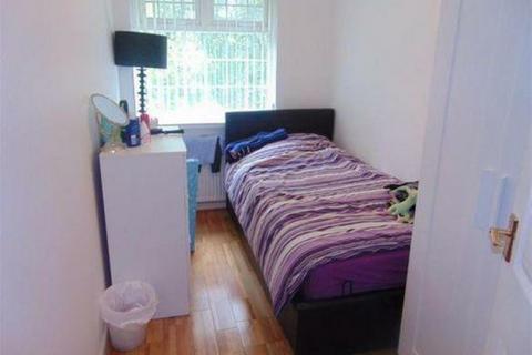 943 Warwick Road, Acocks Green, Birmingham, B27 6QH