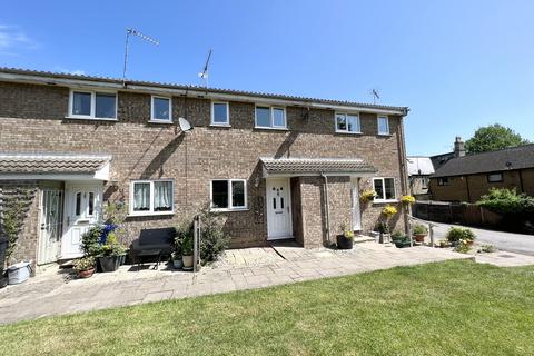 3 bedroom terraced house to rent, Cross Keys Court, Brackley