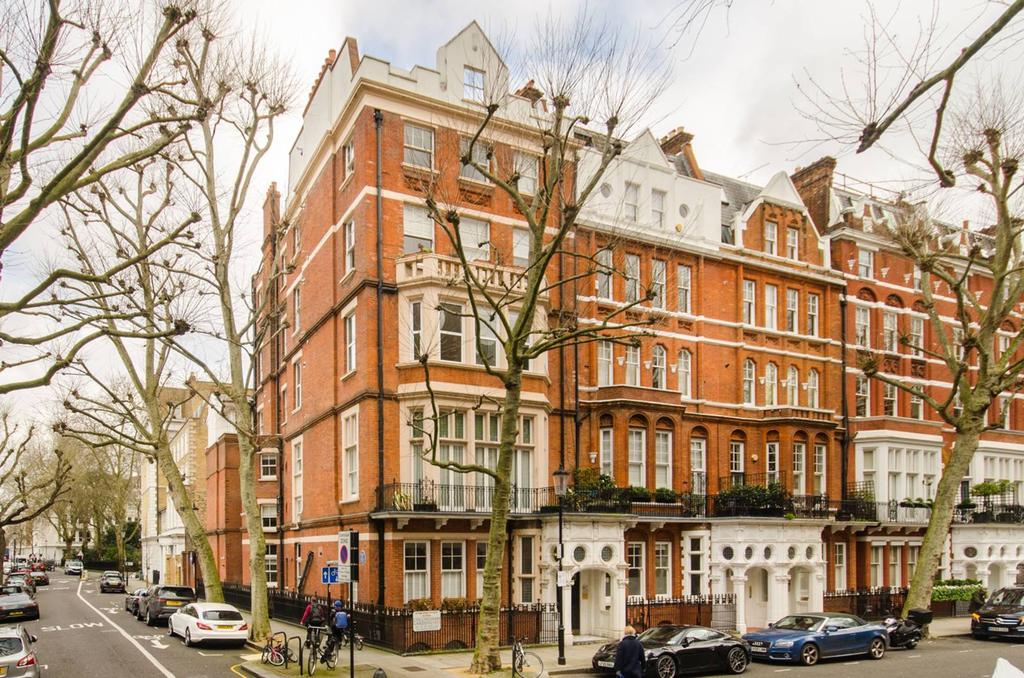Collingham Gardens, South Kensington, London, SW5 1 bed flat £2,470