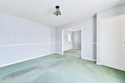 9 Coteford Close, Pinner, HA5 2JA