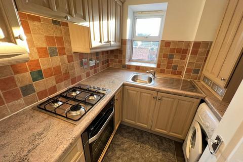 1 bedroom flat to rent, Lambs Close, Cuffley, Potters Bar