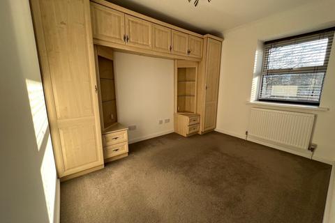 1 bedroom flat to rent, Lambs Close, Cuffley, Potters Bar