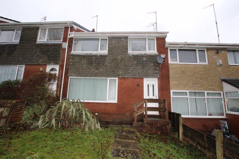 Kent Walk, Heywood 3 bed terraced house £795 pcm (£183 pw)