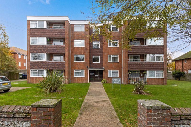 Lansdowne Road, Worthing 2 bed apartment for sale £185,000