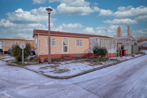 undefined, Acacia Avenue, Scunthorpe