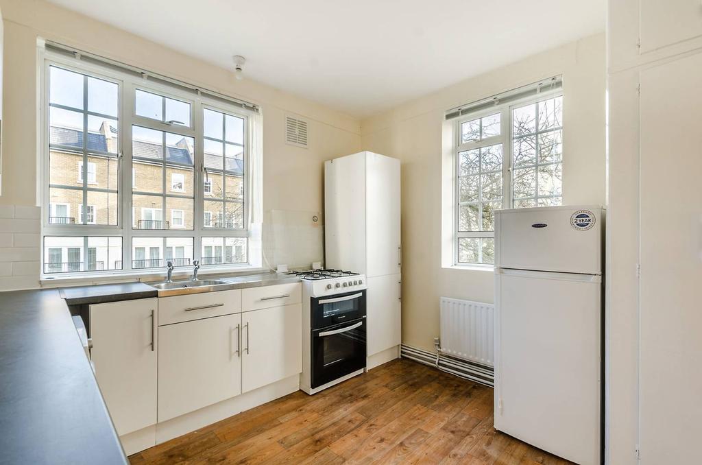 Coningham Road, Shepherd's Bush, London, W12 3 bed flat - £3,000 pcm (£ ...