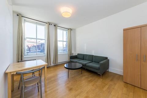 1 bedroom flat to rent, Heath Street NW3