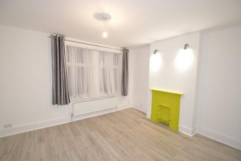 2 bedroom terraced house to rent, Bostall Lane, Abbey Wood, London, SE2