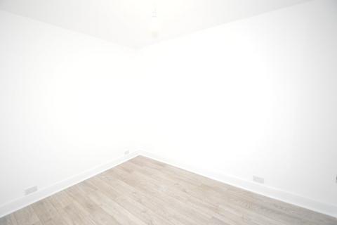2 bedroom terraced house to rent, Bostall Lane, Abbey Wood, London, SE2