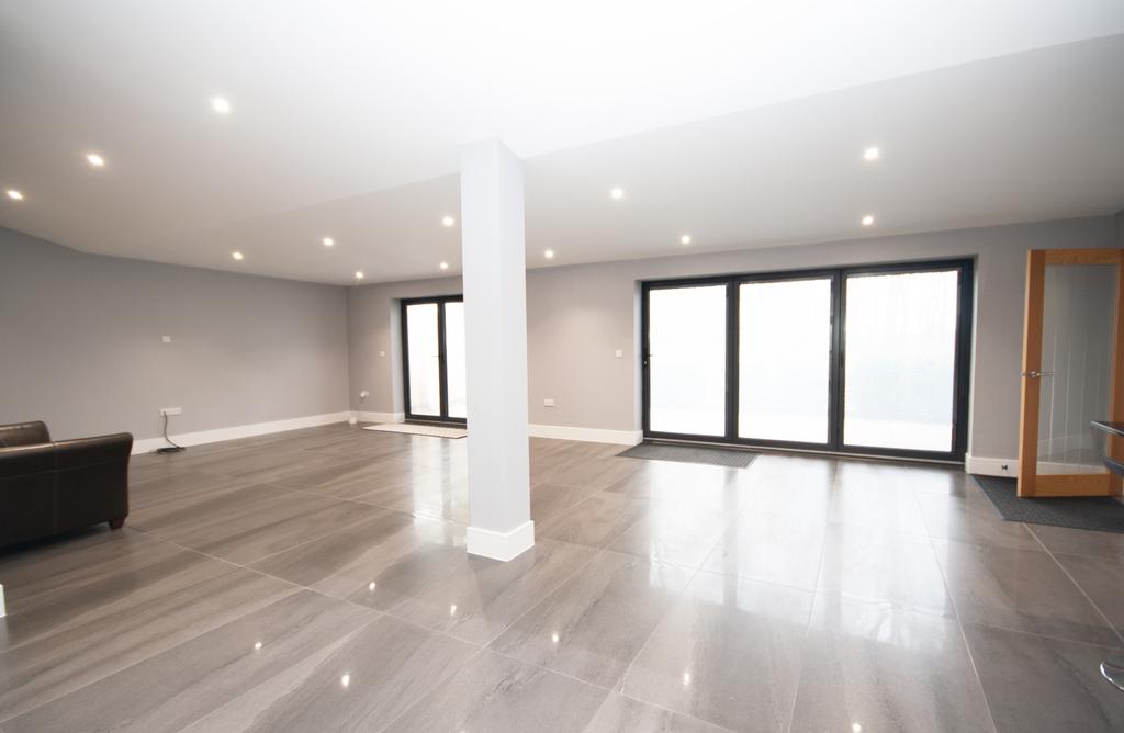 Living area2