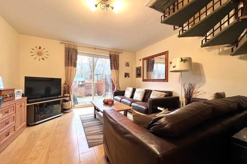 2 bedroom terraced house for sale - Bayleaf Avenue, Swindon, SN2